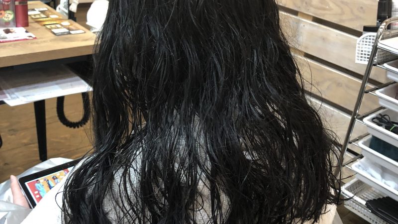 くせ毛悩んでませんか?