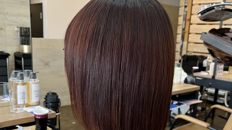 今度のカラーは…