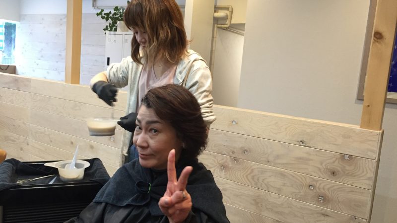 ヘアカラー、カットしました