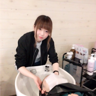 出てます……。