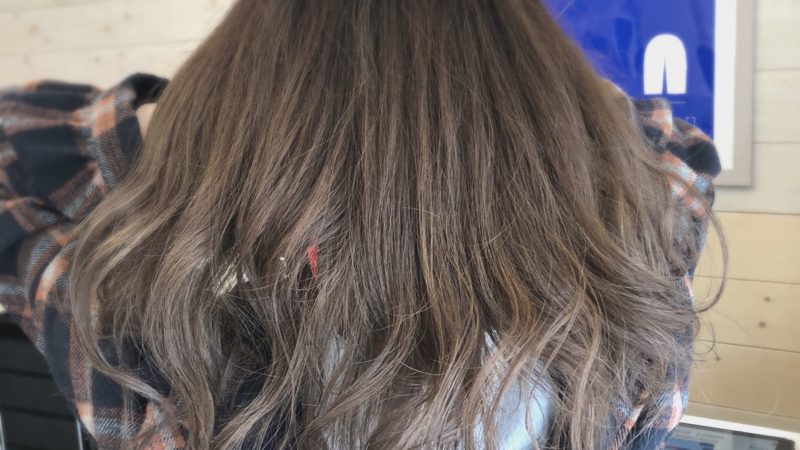 傷まずにグレージュカラー